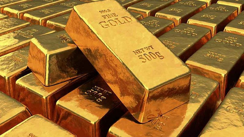 Gold price rose by Rs 1,000 per tola